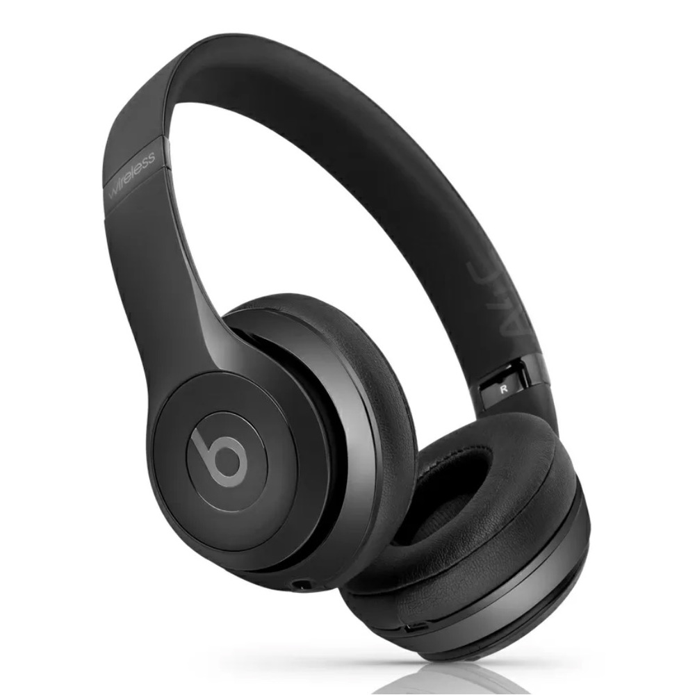 Black Wireless Bluetooth Beats by Dre (case, charger and optional wire included)
